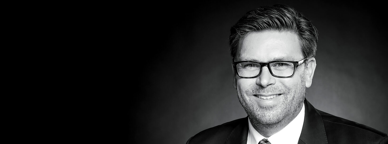 Dr. Carsten Engel