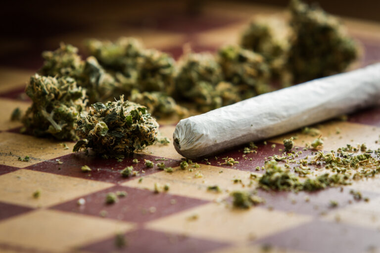 Das neue Cannabisgesetz in Deutschland: Umfassende Änderungen im Straßenverkehr und Strafrecht